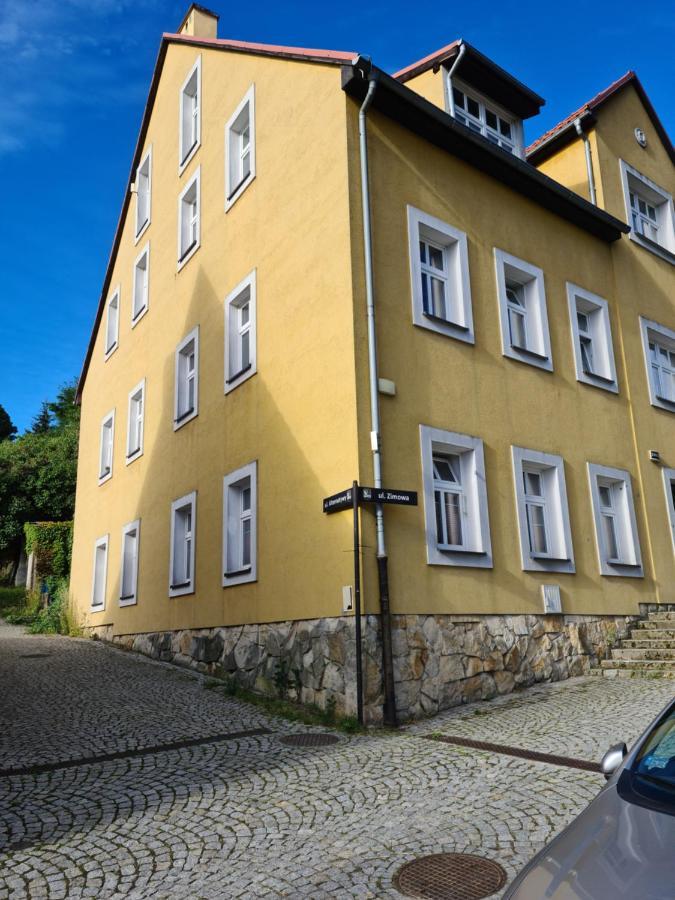 Apartament W Starej Szkole Lejlighed Srebrna Góra Eksteriør billede