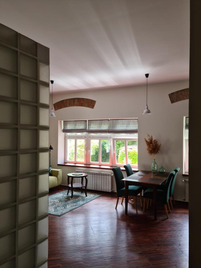 Apartament W Starej Szkole Lejlighed Srebrna Góra Eksteriør billede